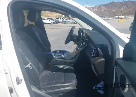 2019 Mercedes-Benz Glc 300 from USA, damaged, VIN WDC0G4JBXK1002364